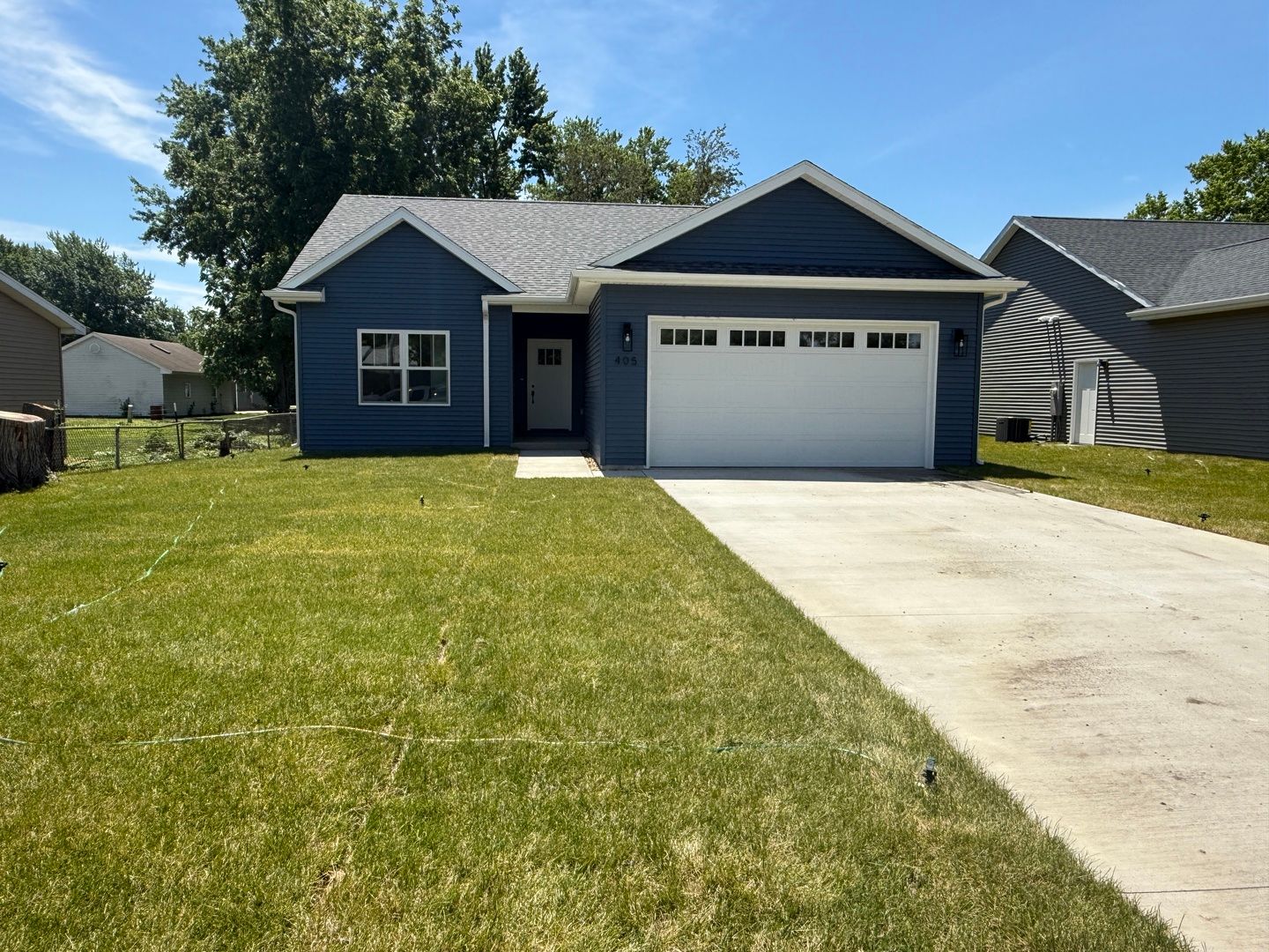 405 E larmon Street — Tolono, IL 61880
