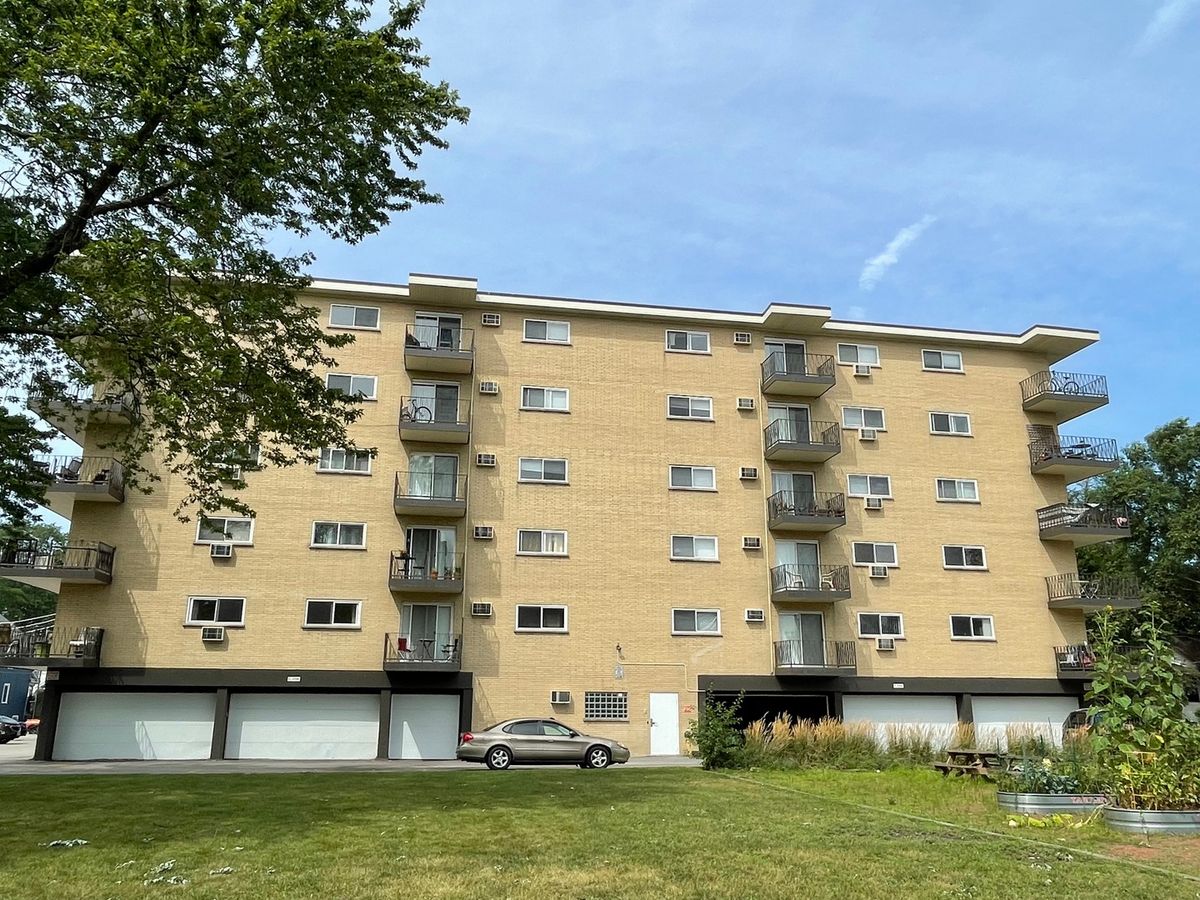 7428 Washington Street #603, Forest Park, IL 60130
