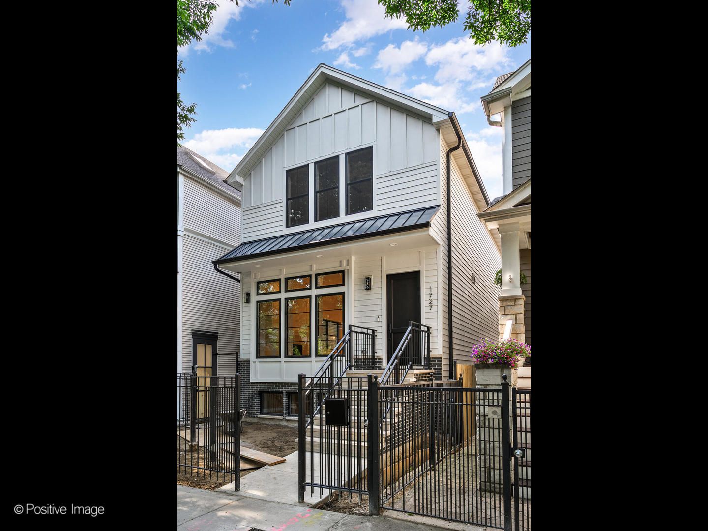 1619 W Summerdale Avenue — Chicago, IL 60640