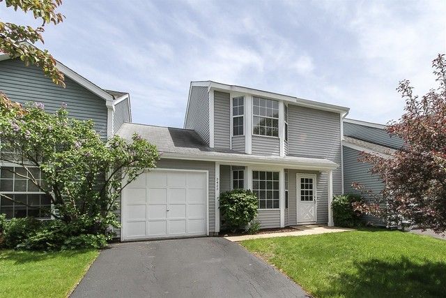 3423 Southport Drive, Island Lake, IL 60042