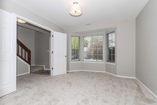 3423 Southport Drive, Island Lake, IL 60042