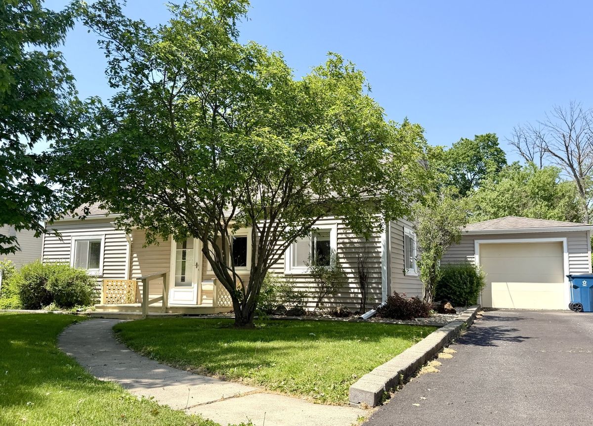 1820 Plum Street, Peru, IL 61354