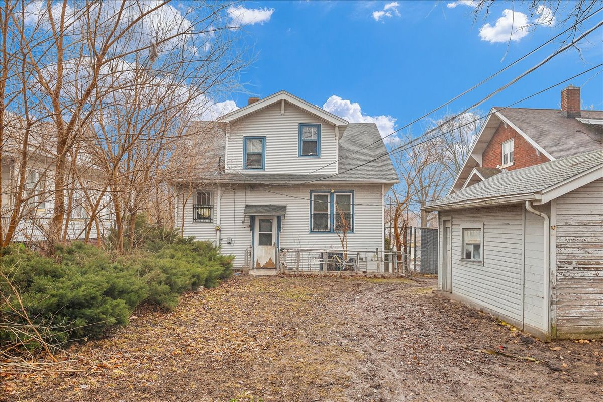 1545 N Monroe Street, Decatur, IL 62526