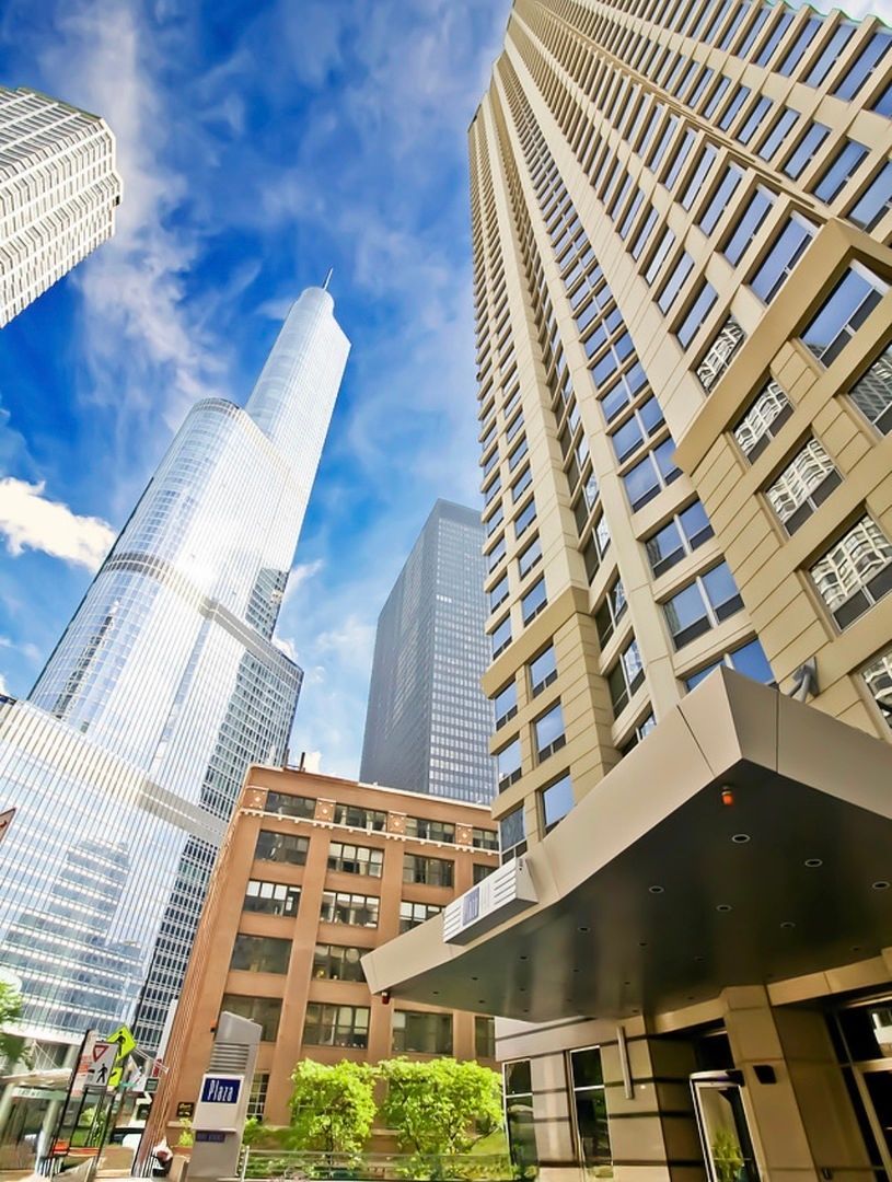440 N Wabash Avenue #1510 — Chicago, IL 60611