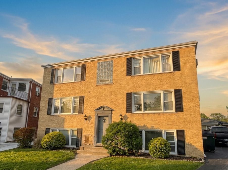 8109 W Lawrence Avenue, Norridge, IL 60706