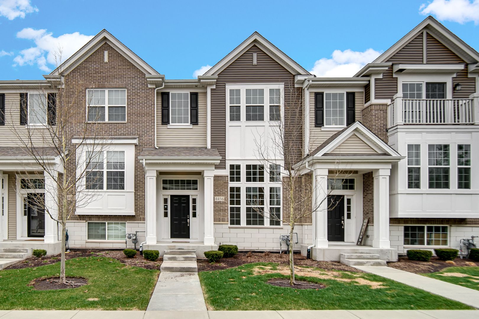 4456 Monroe Court — Naperville, IL 60564