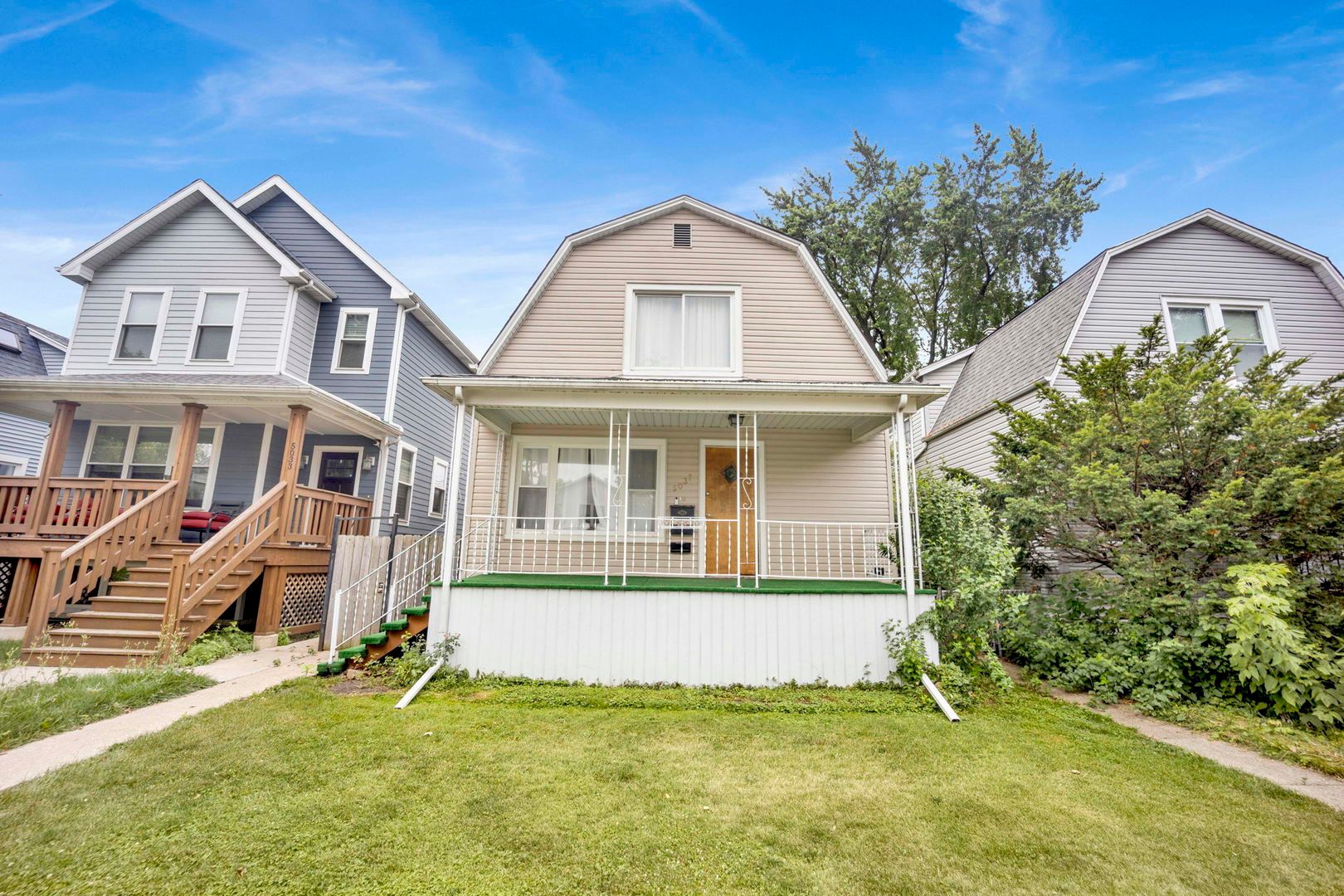 5037 W Winona Street — Chicago, IL 60630