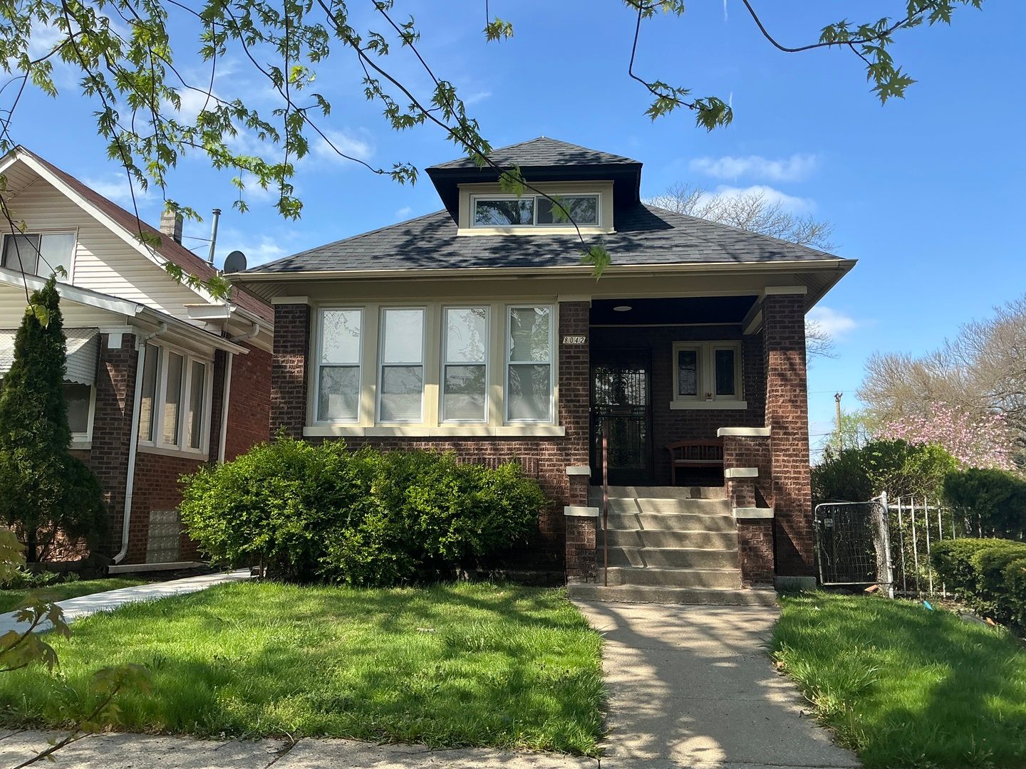 8042 S Bennett Avenue — Chicago, IL 60617