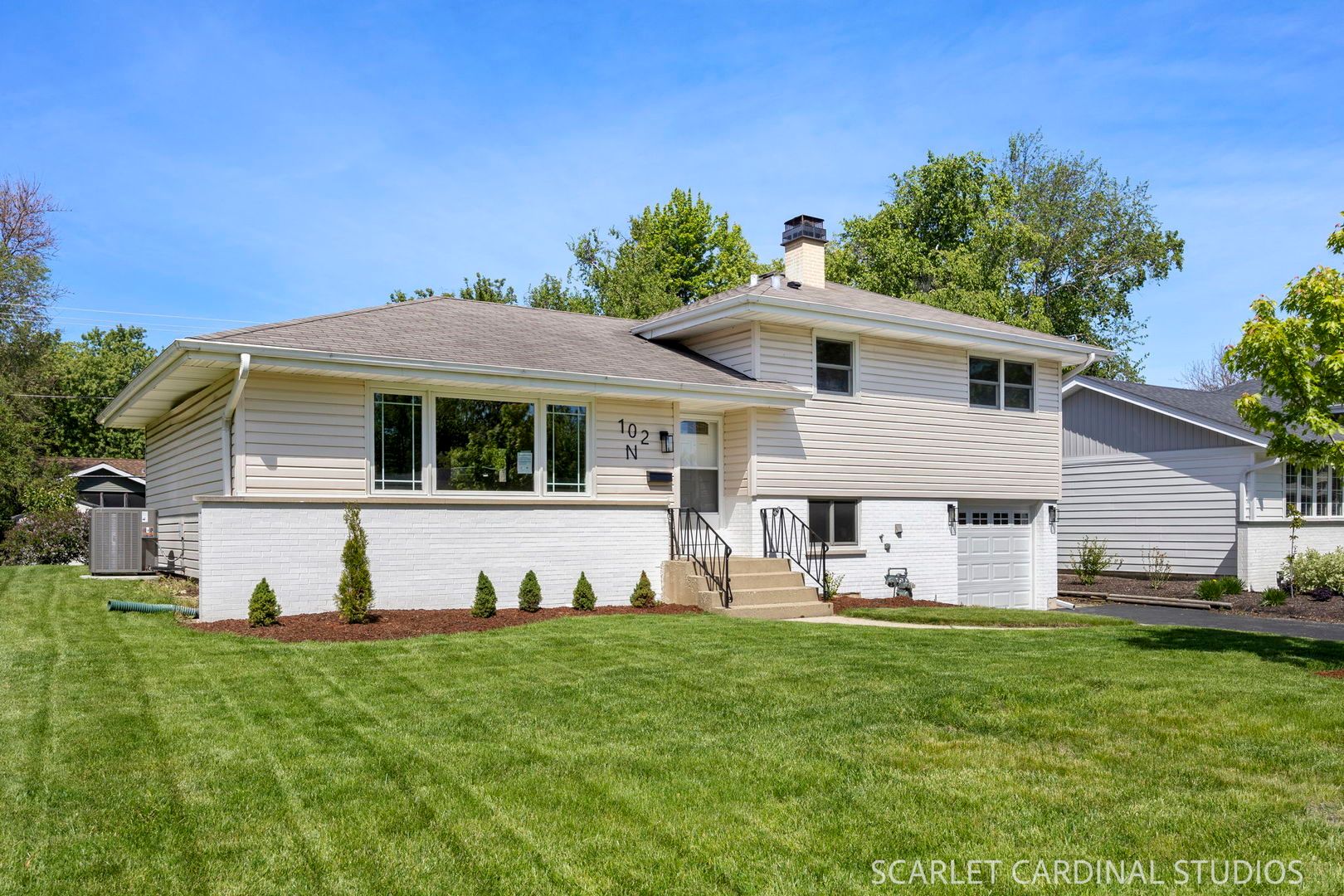102 N Erie Street — Wheaton, IL 60187