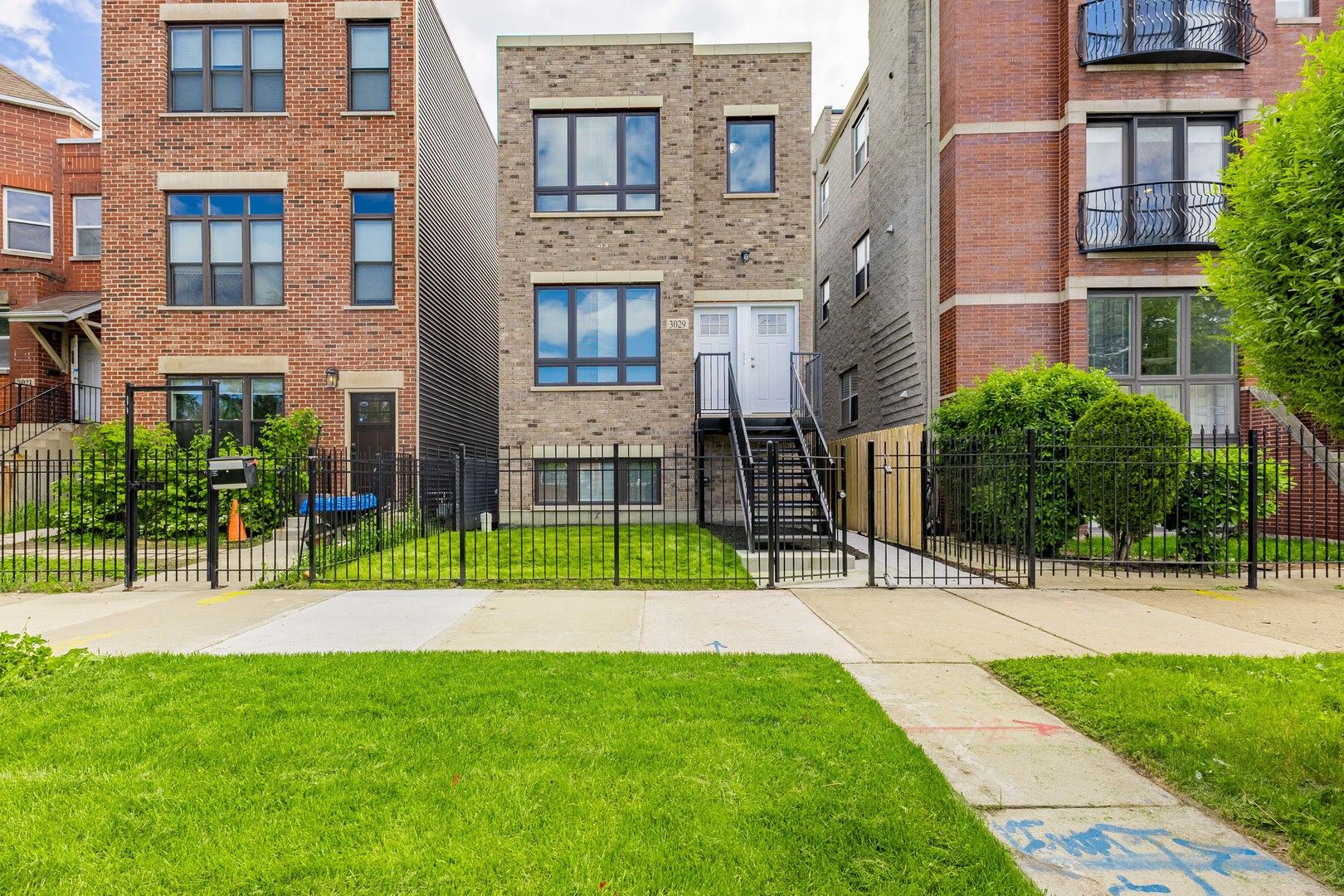 3029 W Washington Boulevard #2 — Chicago, IL 60612