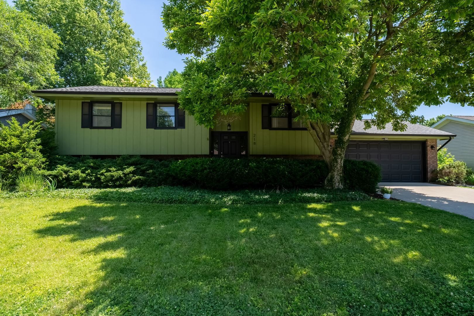 218 Cambridge Drive — Normal, IL 61761