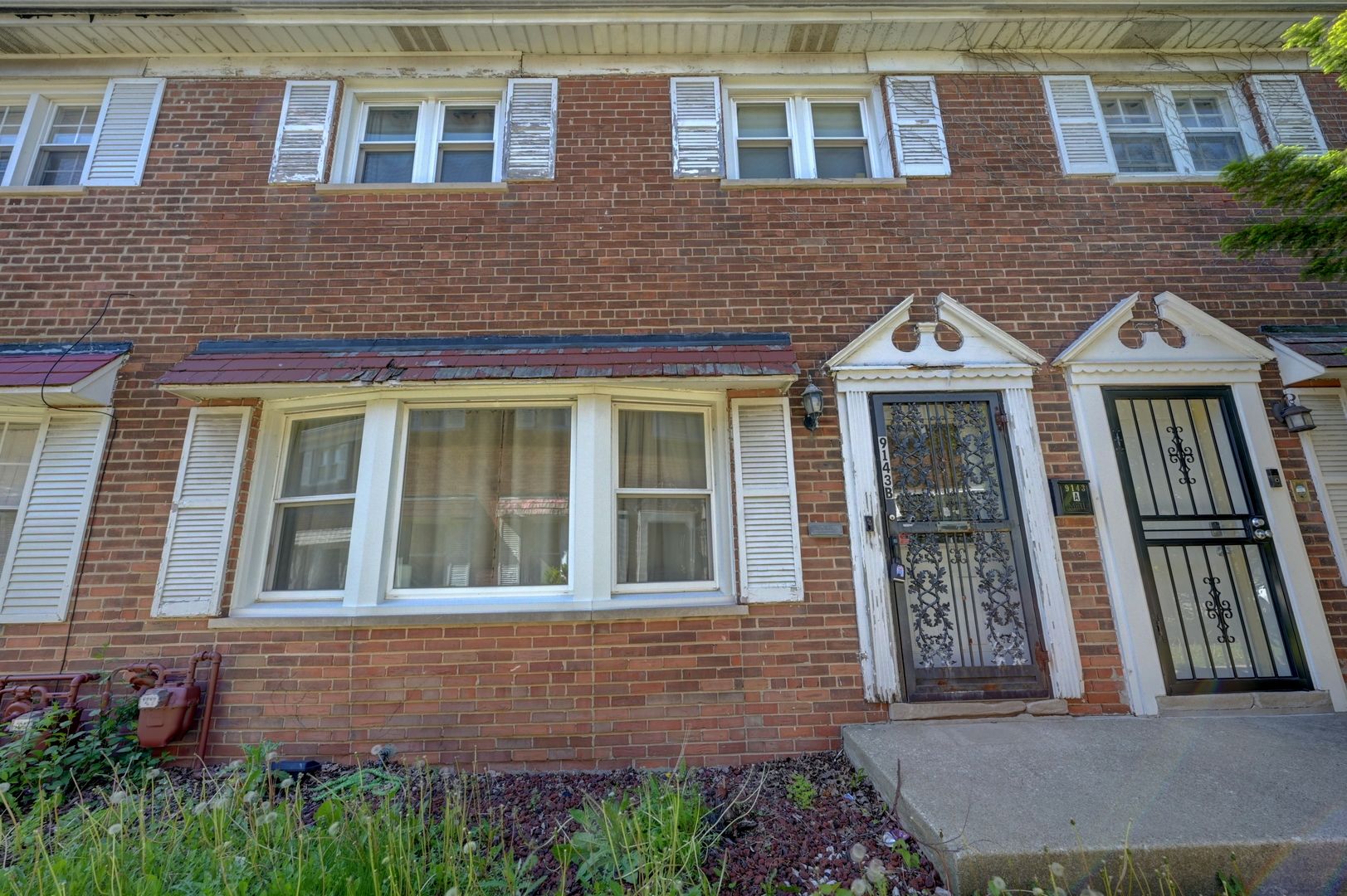 9143 S Cottage Grove Avenue #Unit-B — Chicago, IL 60619