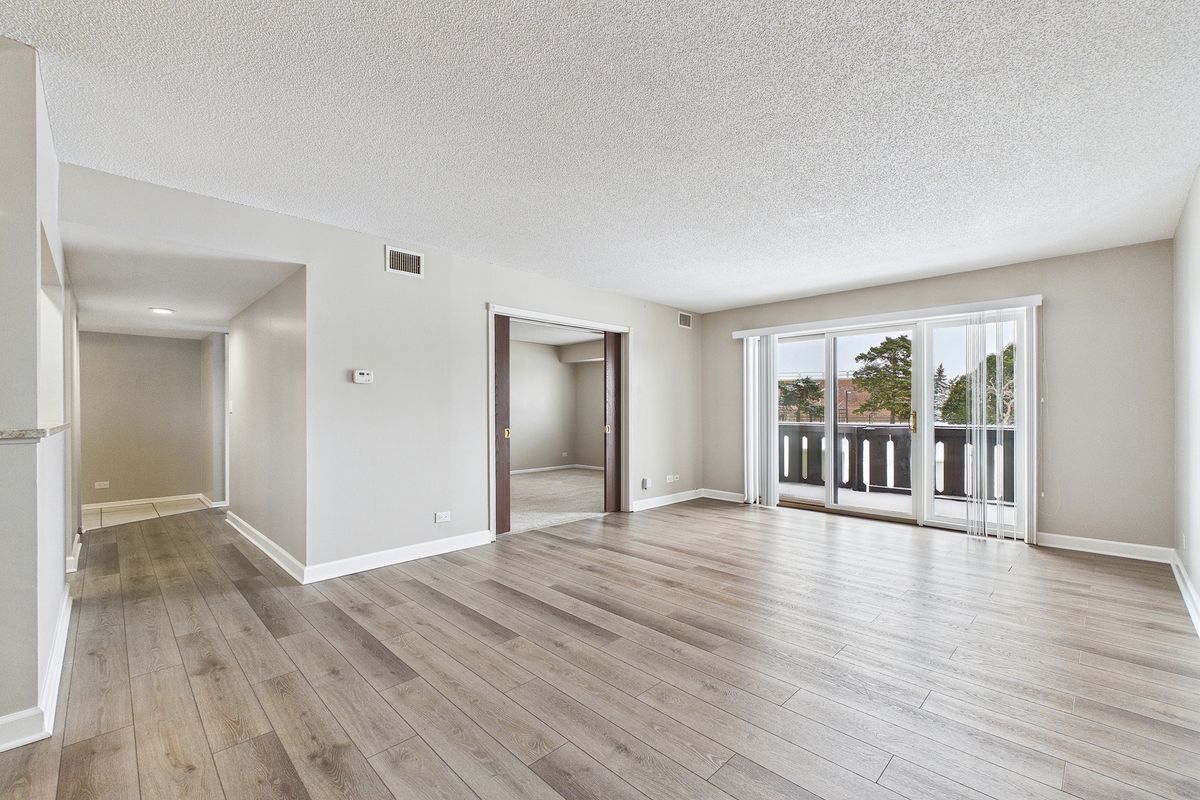 13000 W Heiden Circle #3105, Lake Bluff, IL 60044