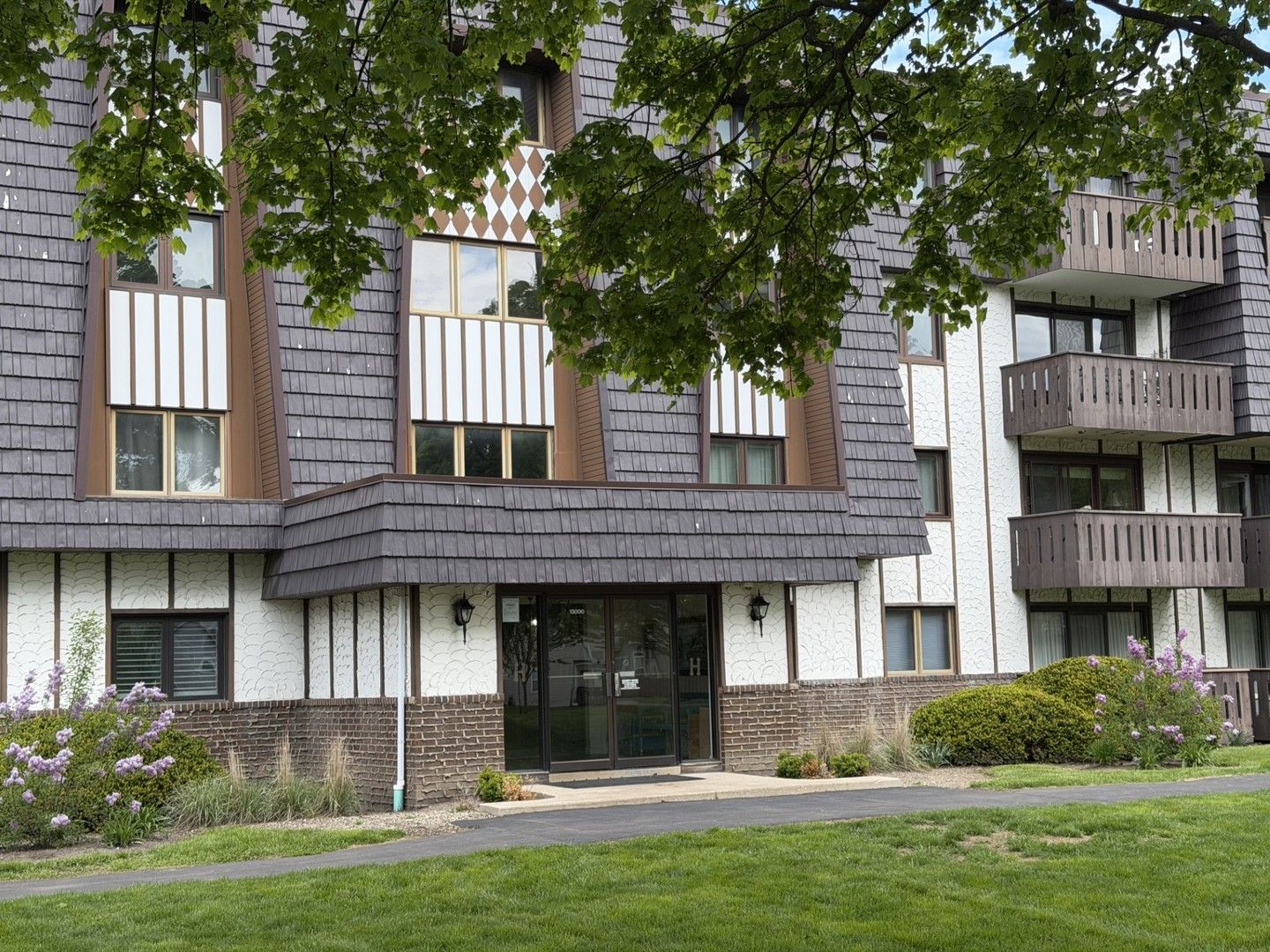 13000 W Heiden Circle #3105 — Lake Bluff, IL 60044