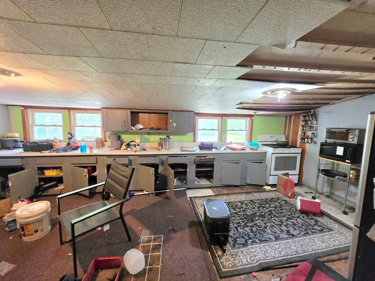214 Pyle Street, Carrier Mills, IL 62917
