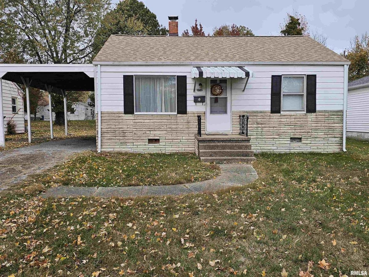 2712 LOGAN Street, Mt Vernon, IL 62864