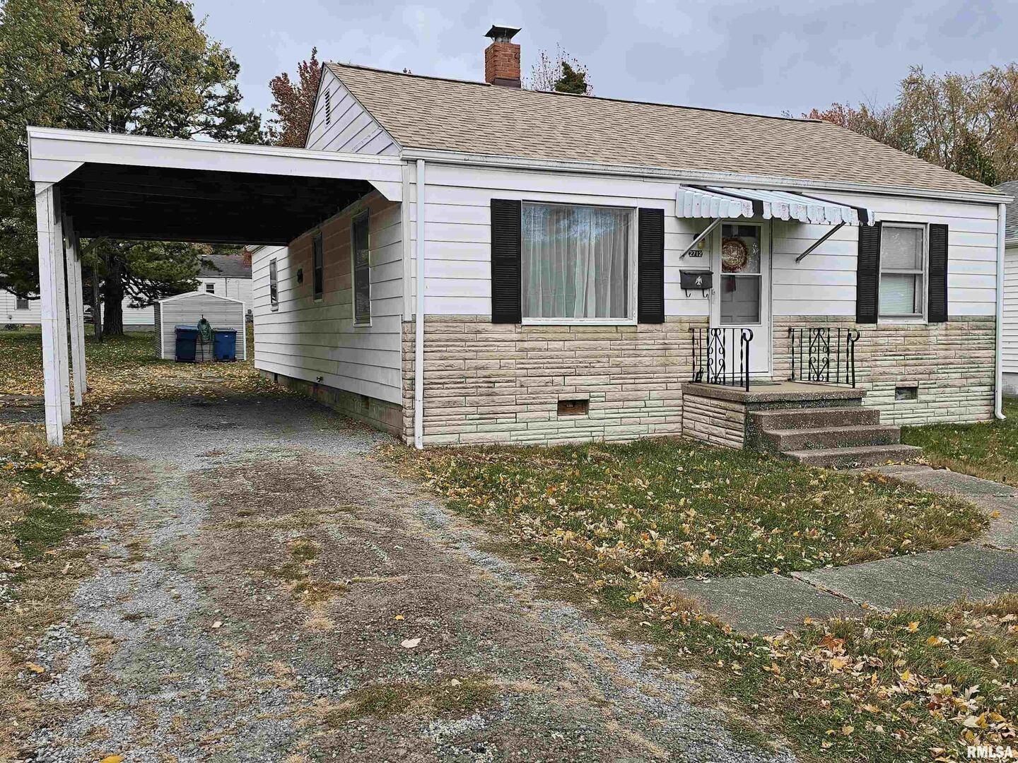 2712 LOGAN Street — Mt Vernon, IL 62864