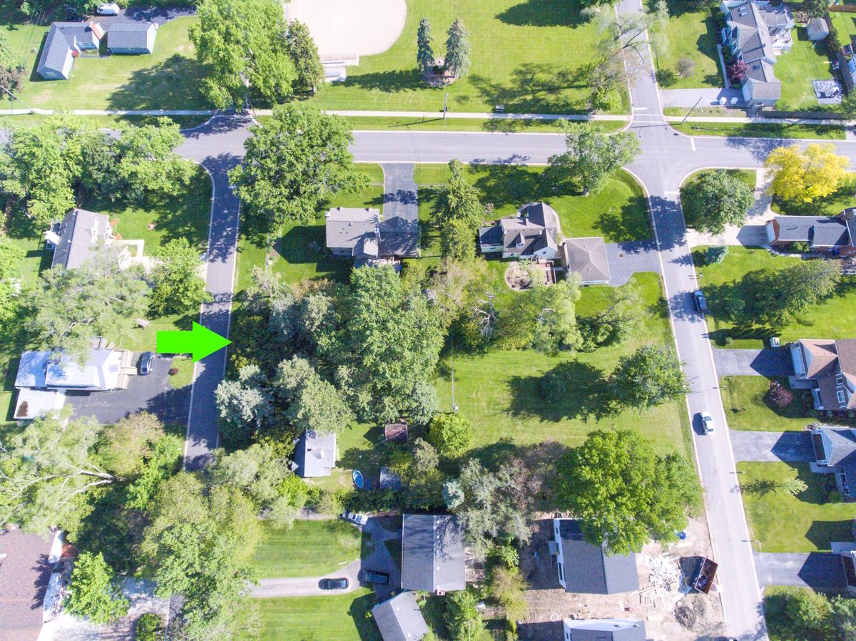 1S156 3rd Street, Lombard, IL 60148