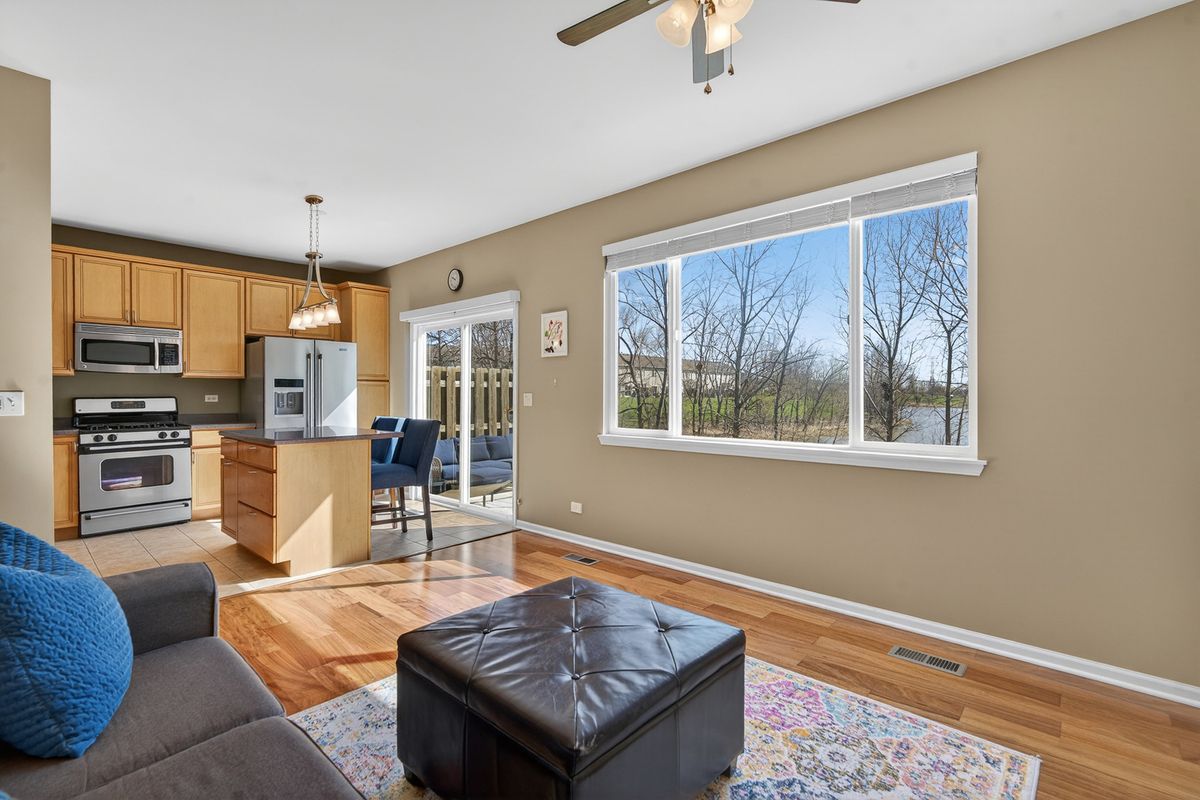 2027 S Kristina Lane, Round Lake, IL 60073