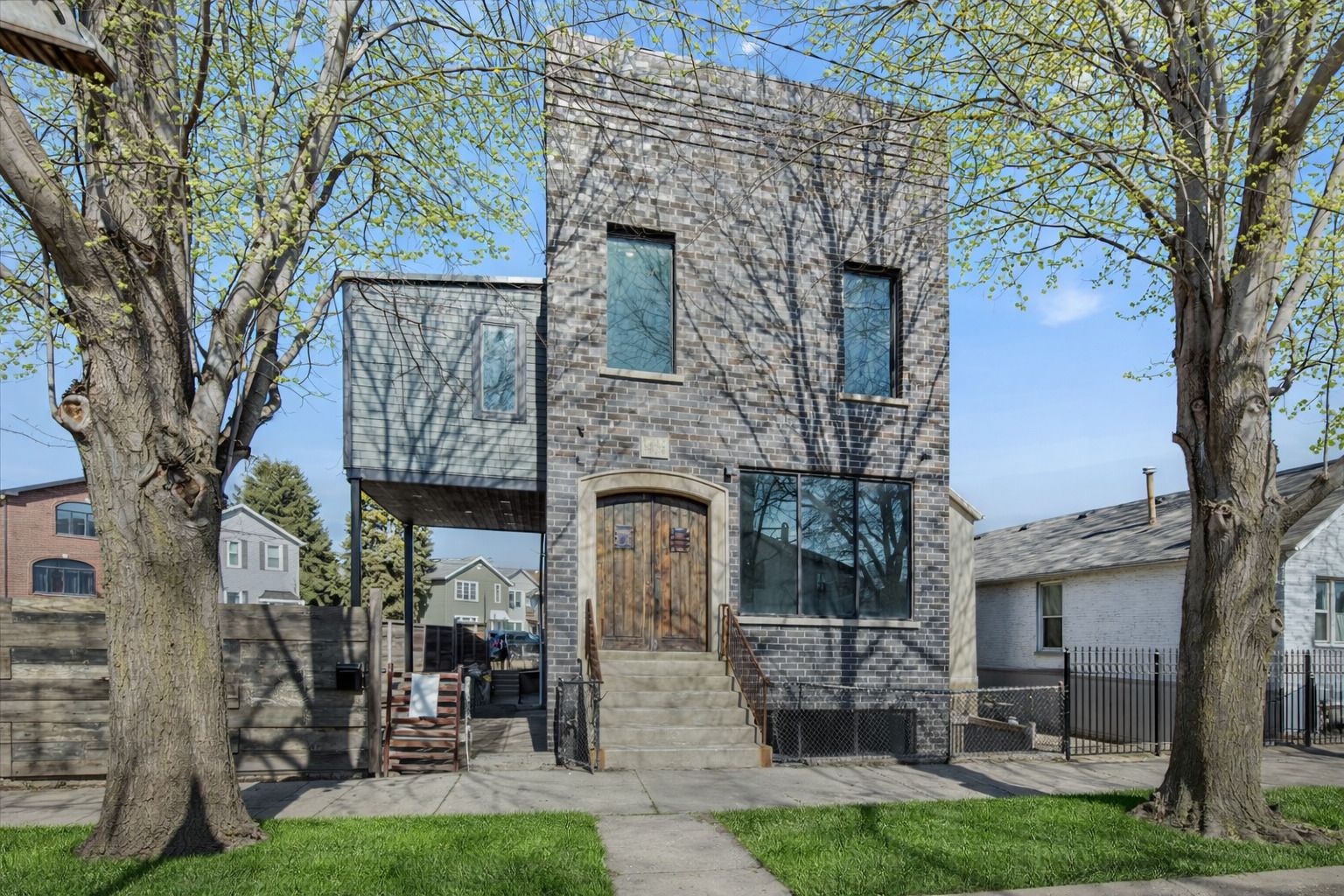 1412 W Fuller Street — Chicago, IL 60608