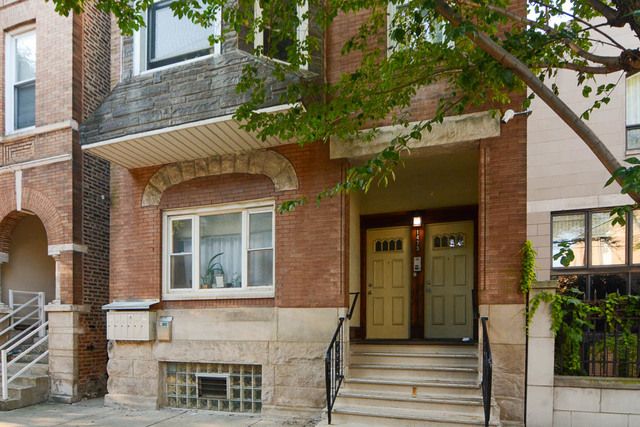 1473 W Erie Street #2F — Chicago, IL 60642