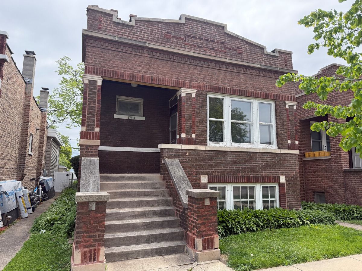2323 Highland Avenue, Berwyn, IL 60402