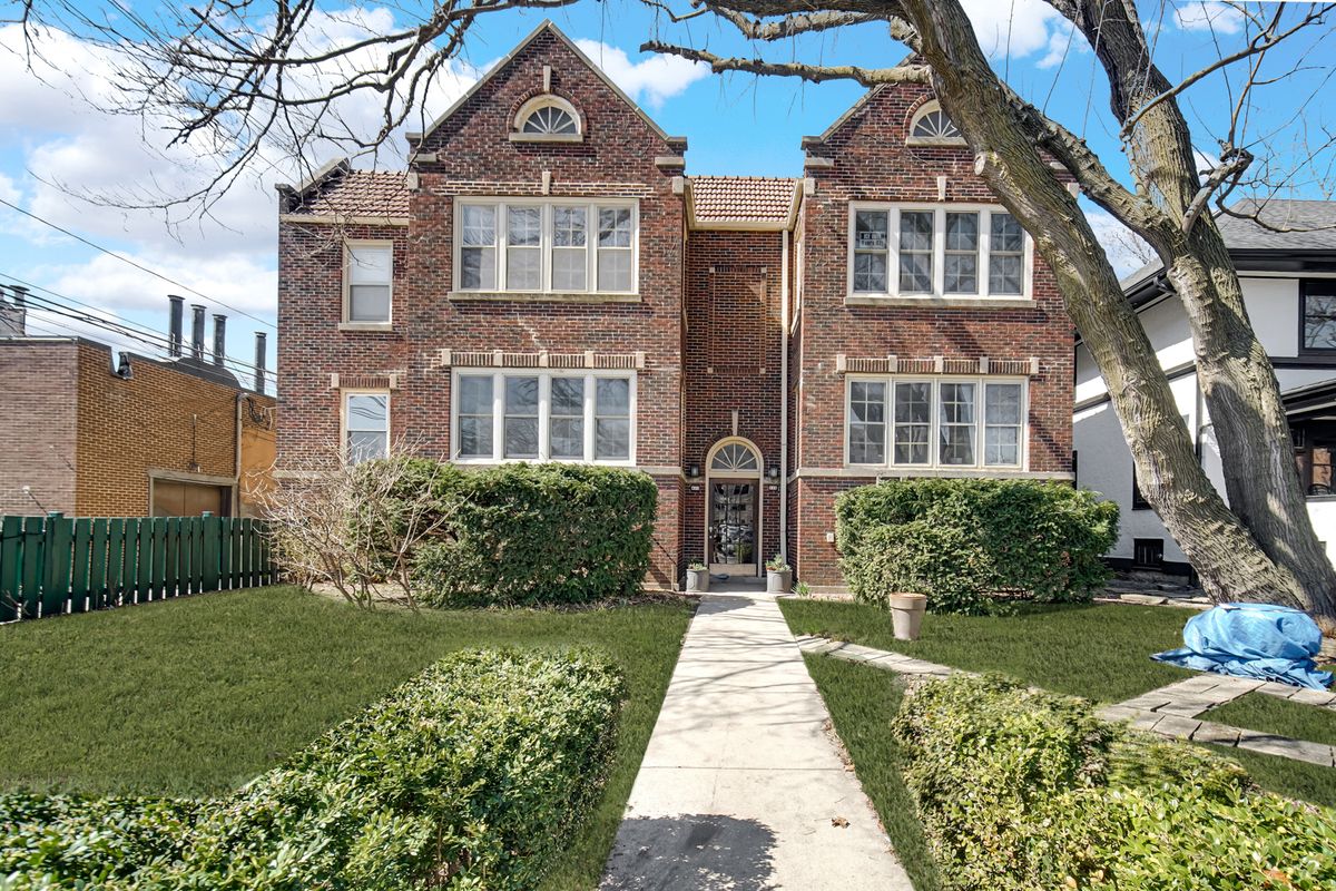 431 S East Avenue #1N, Oak Park, IL 60302