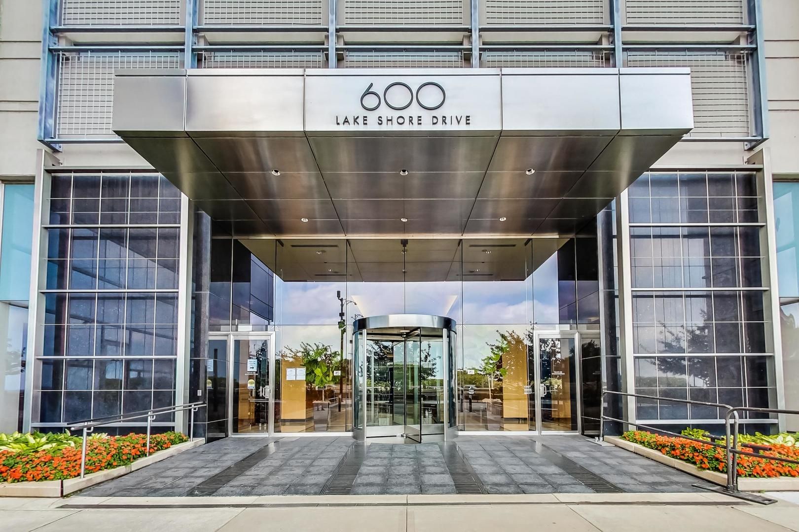 600 N LAKE SHORE Drive #1201 — Chicago, IL 60611