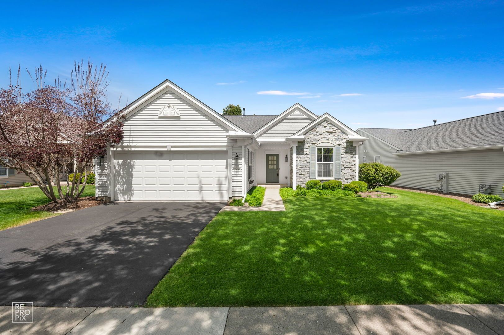 13462 Dearborn Trail — Huntley, IL 60142