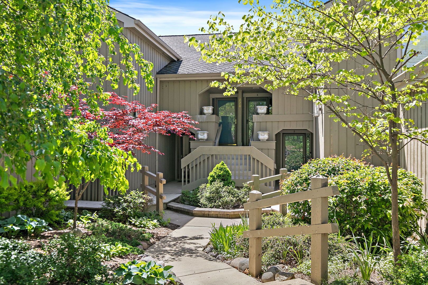 228 Hickory Lane #C — Lake Barrington, IL 60010