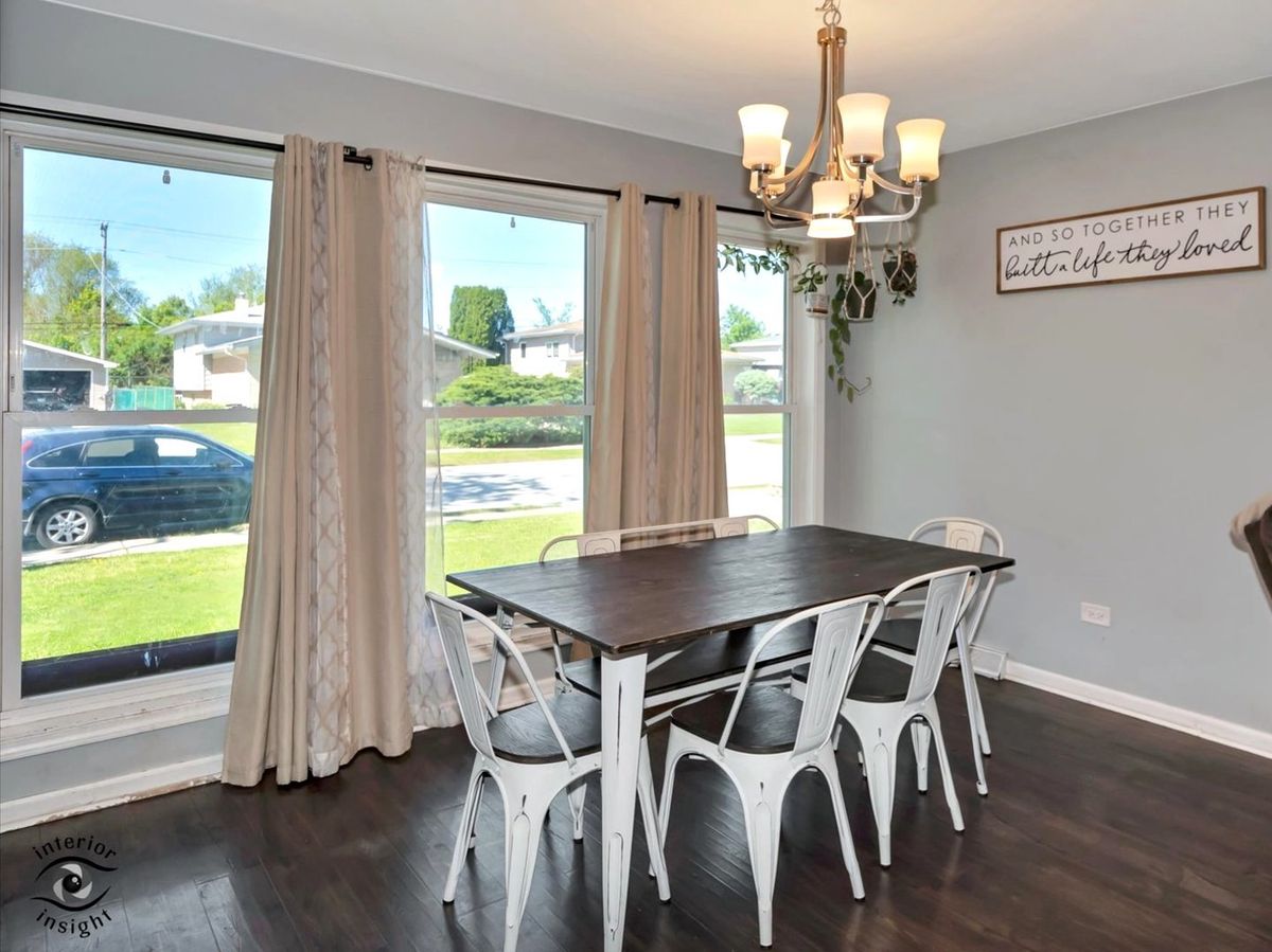 4323 Henry Street, Oak Forest, IL 60452