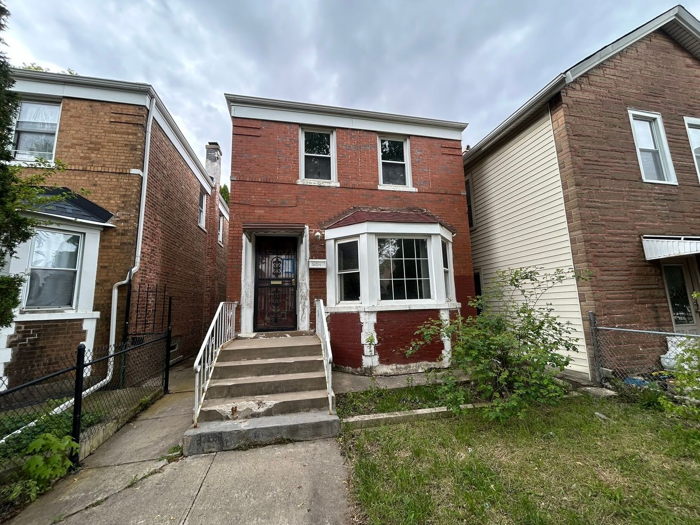 3854 S Albany Avenue — Chicago, IL 60632