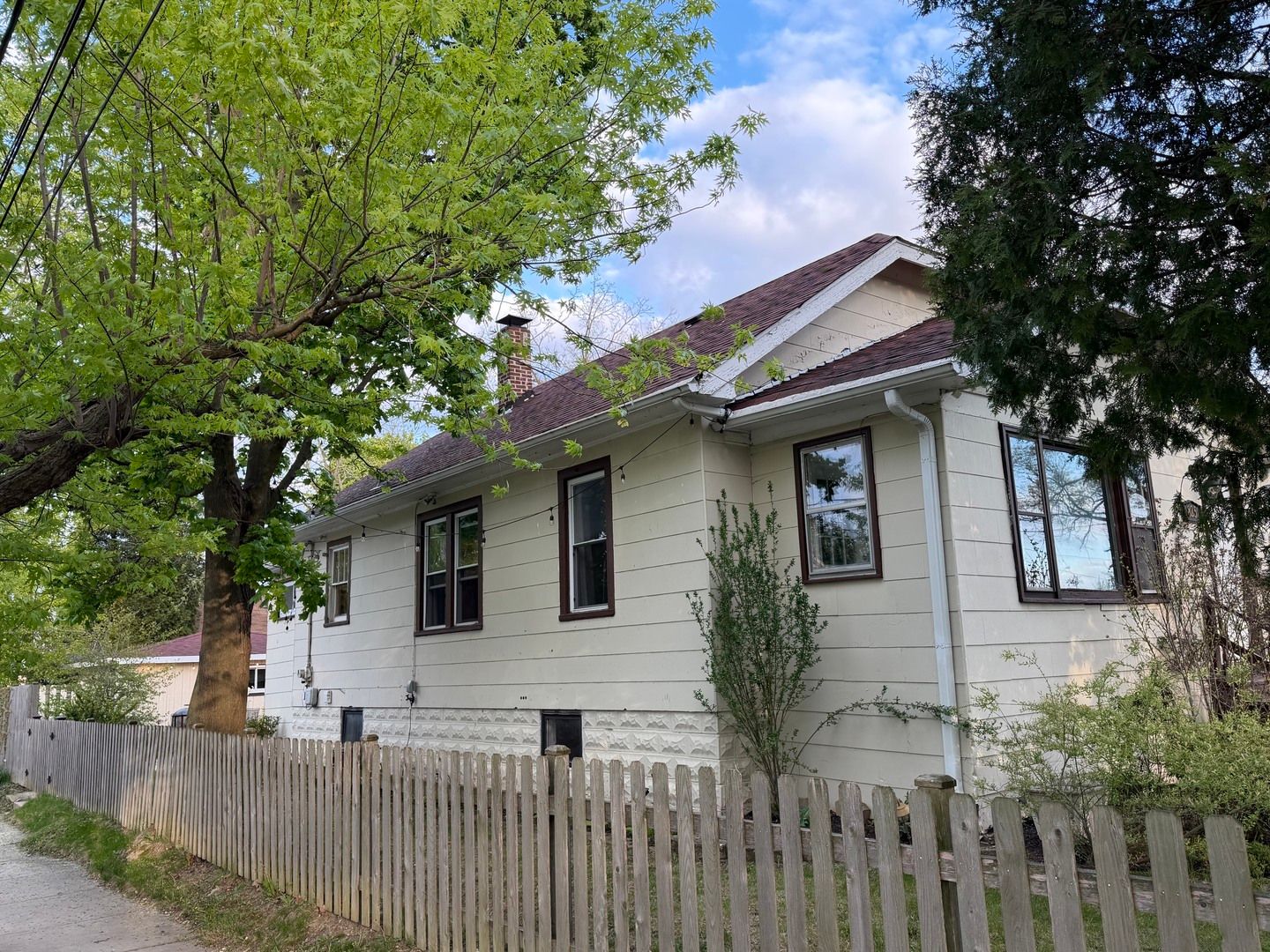 825 N Butrick Street — Waukegan, IL 60085