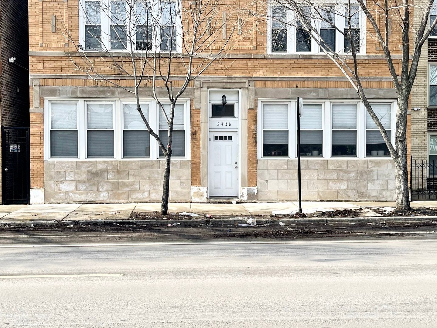 2438 N Laramie Avenue — Chicago, IL 60639