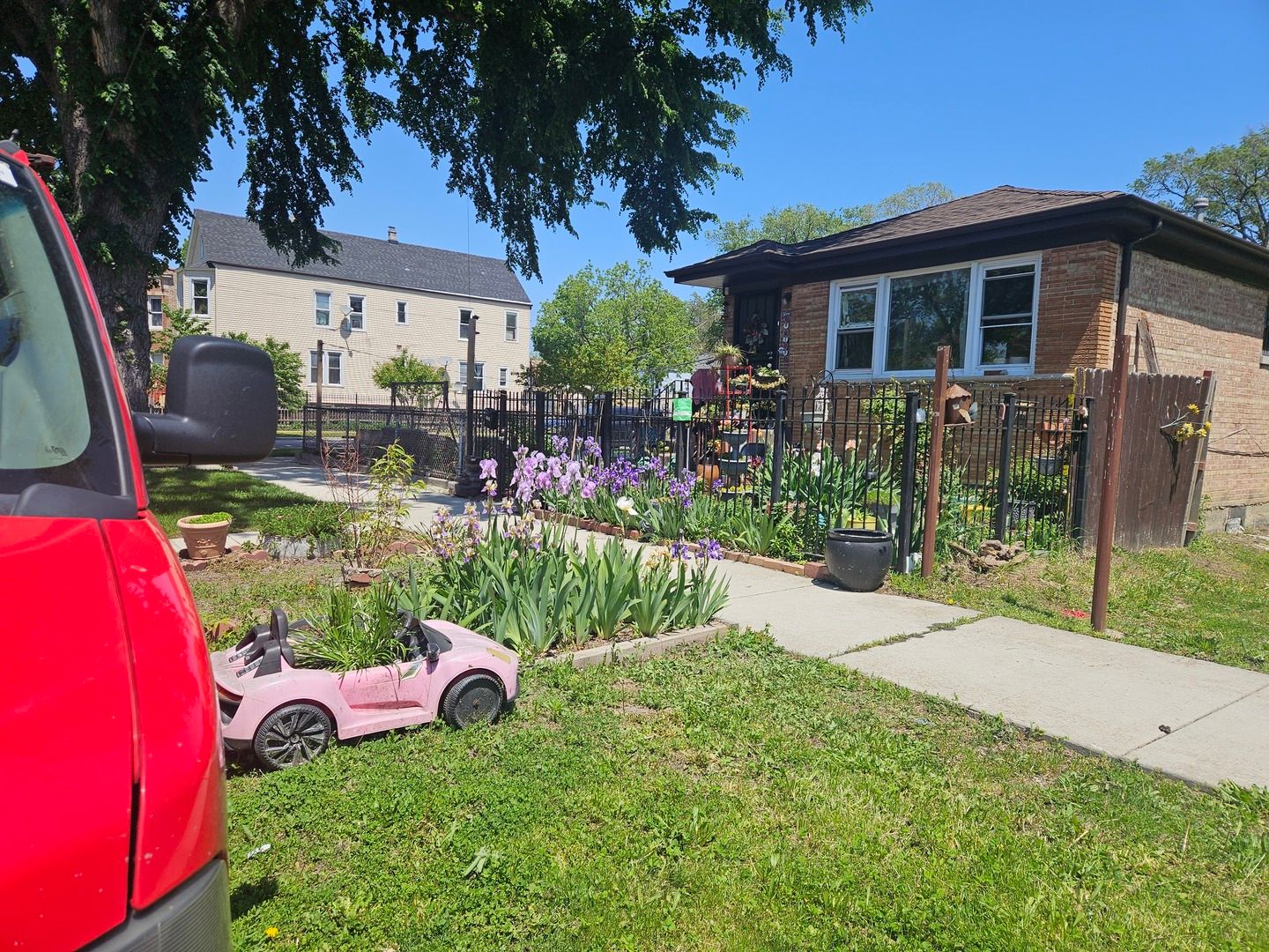 5303 S Winchester Avenue — Chicago, IL 60609