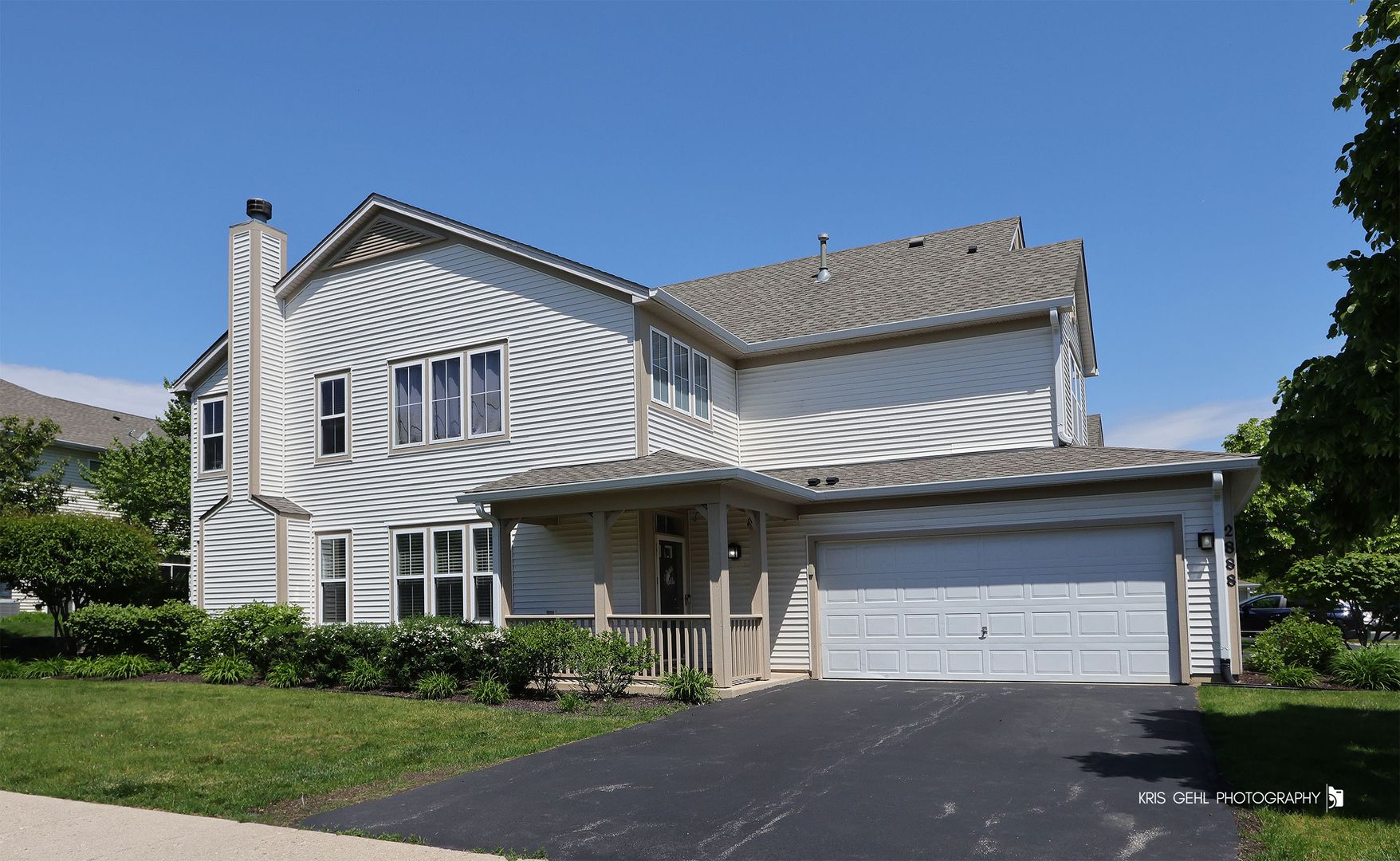 2888 Falling Waters Drive — Lindenhurst, IL 60046