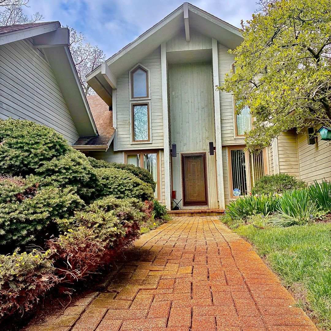 12604 S Hillcreek Drive — Palos Park, IL 60464