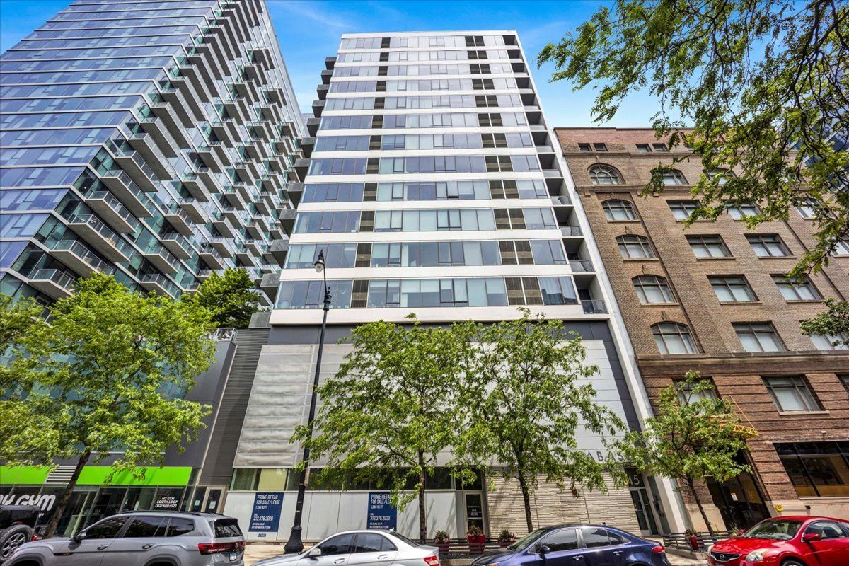 1345 S Wabash Avenue #907 — Chicago, IL 60605