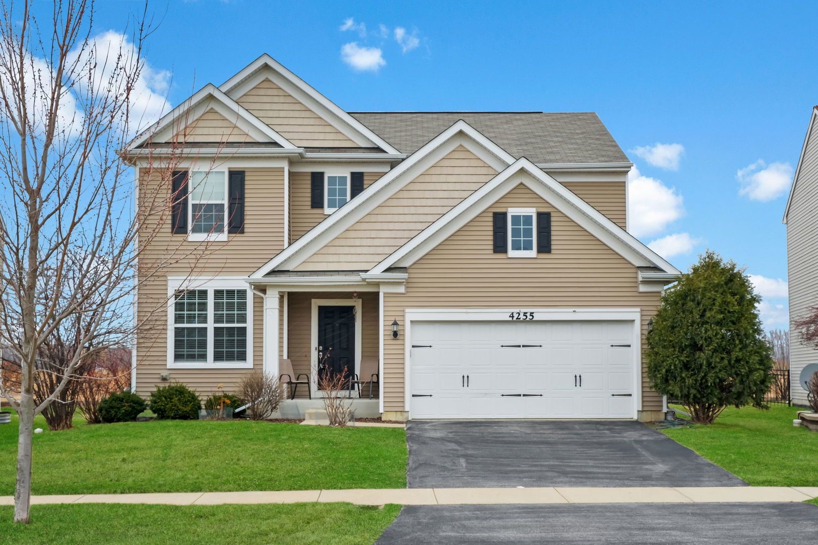 4255 FRASER Circle — Naperville, IL 60564