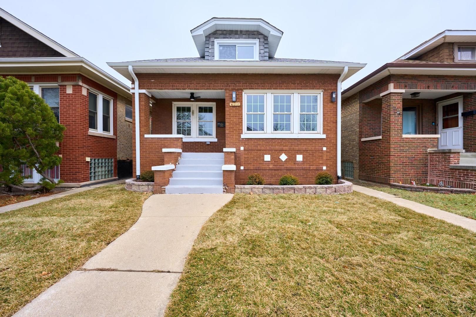 1445 East Avenue — Berwyn, IL 60402