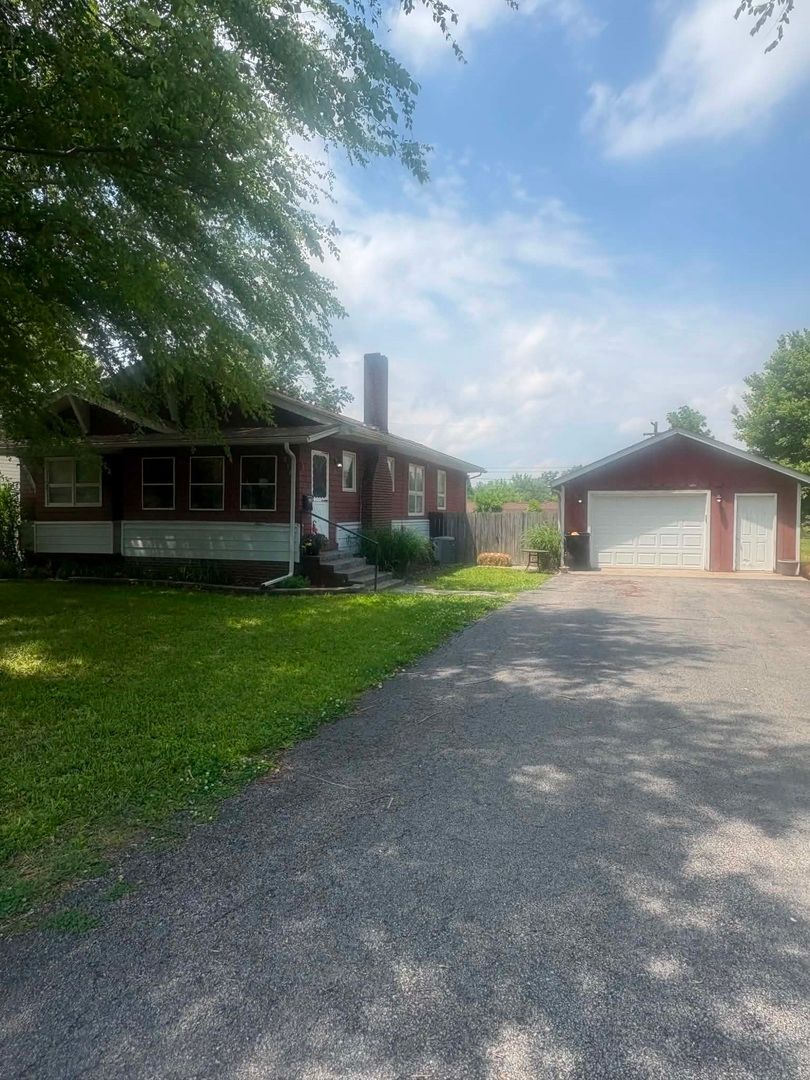 218 Wilcox Street — Zeigler, IL 62999