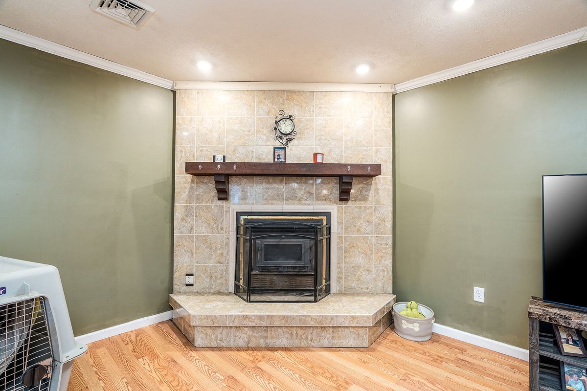 509 Berry Street, Freeman Spur, IL 62841