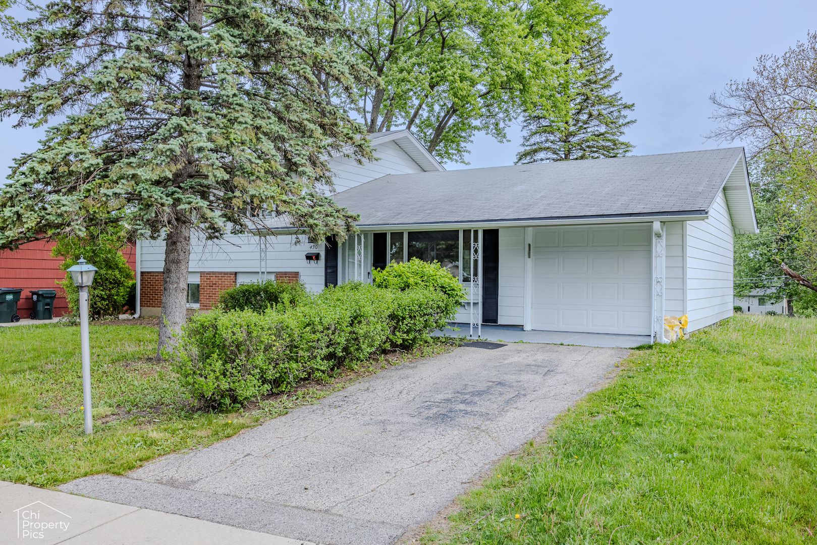 430 Bode Road — Hoffman Estates, IL 60169