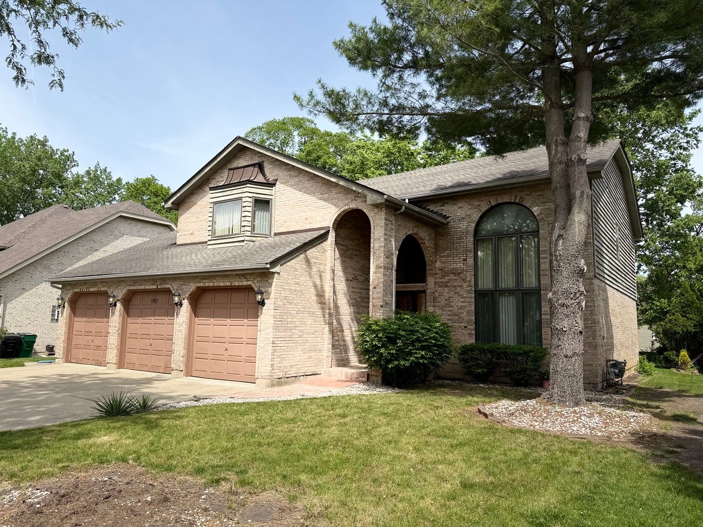 193 Rosedale Court — Bloomingdale, IL 60108