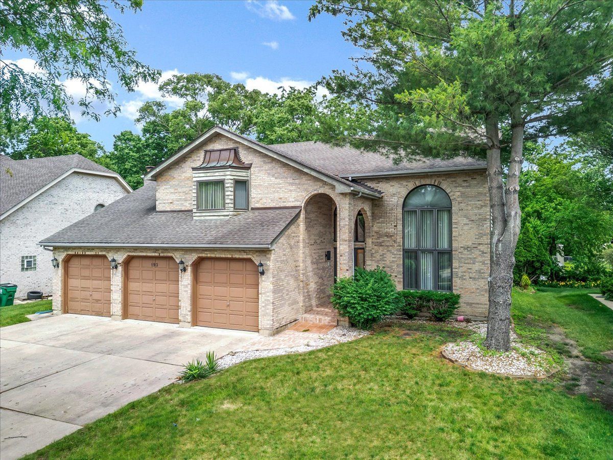 193 Rosedale Court — Bloomingdale, IL 60108