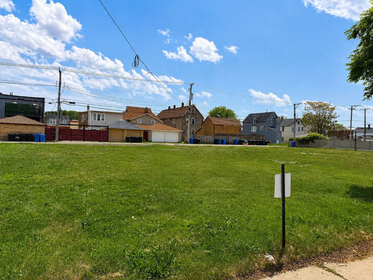 13303 S Baltimore Avenue — Chicago, IL 60633