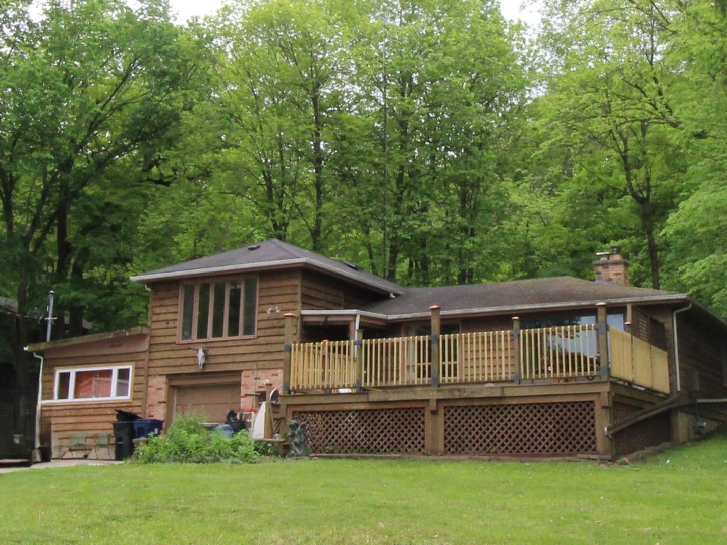 1843 N River Road — Algonquin, IL 60102