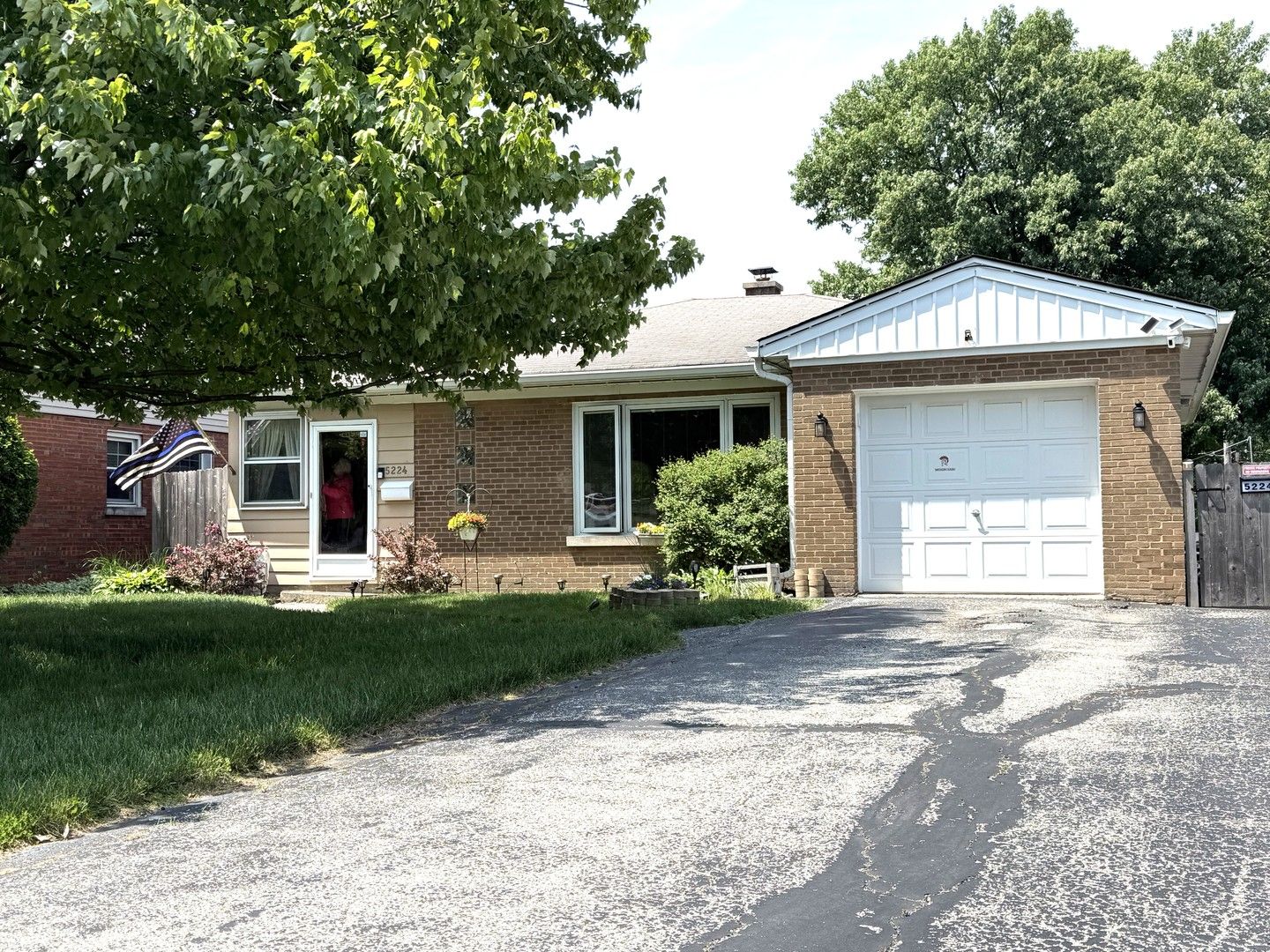 5224 Wolf Road — Western Springs, IL 60558