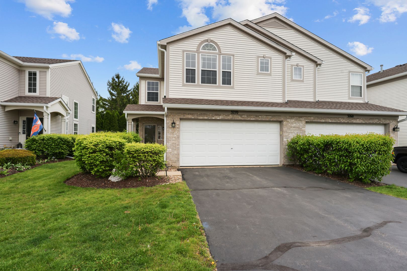 3270 Ronan Drive — Lake In The Hills, IL 60156