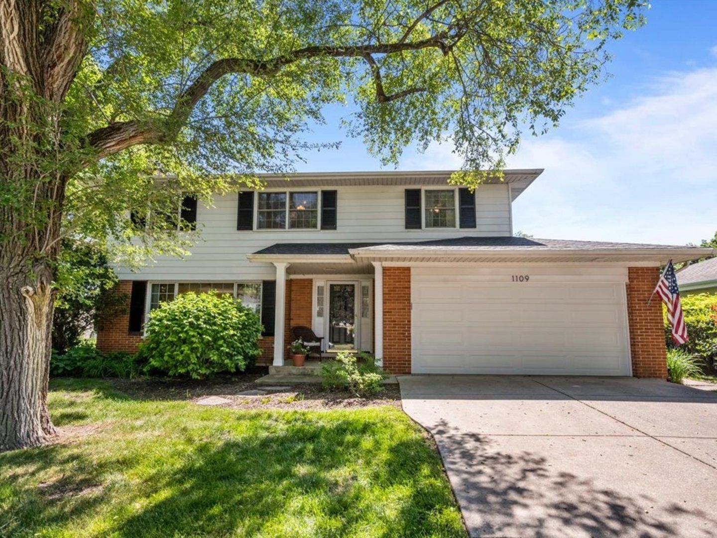1109 Terrace Lane — Glenview, IL 60025